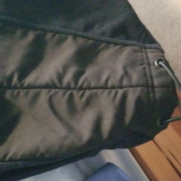 Izod performance vest - Picture 6 of 6